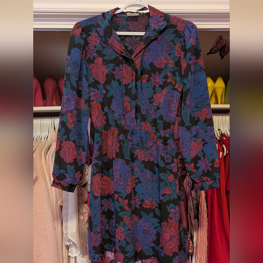 Vintage Women's Black Floral Button-Front Dress in Purple & Pink